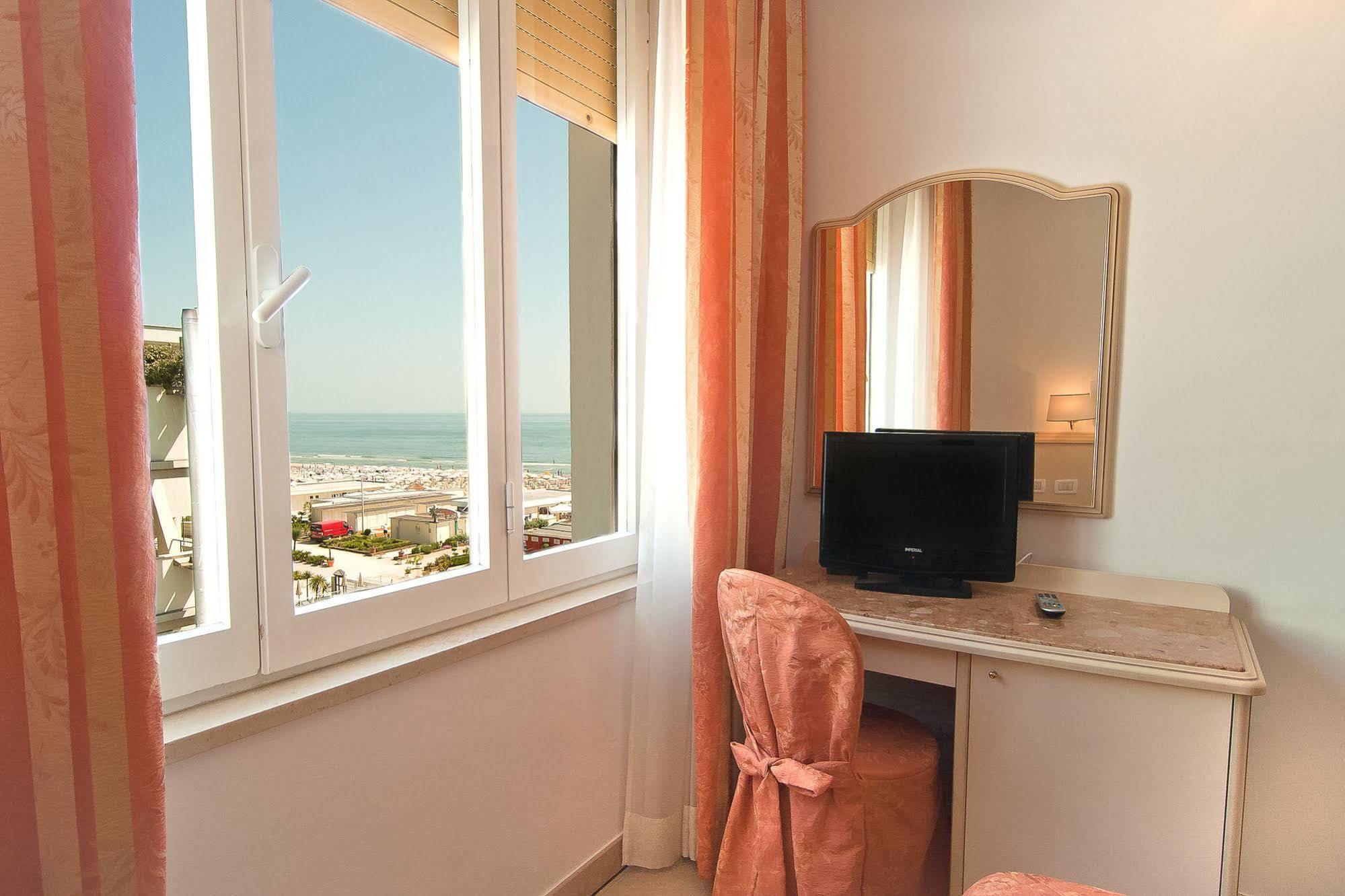 Hotel Mocambo Milano Marittima Zewnętrze zdjęcie